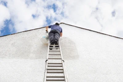 Peinture extérieure à Carrouges — façades et ravalement